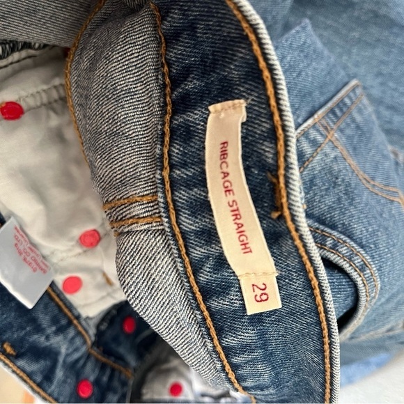 LEVIS x HELLO KITTY sz 29 Ribcage Straight Denim Blue Jeans High Rise - Picture 13 of 13
